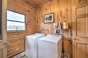 Family-friendly Troy Getaway With Furnished Deck!