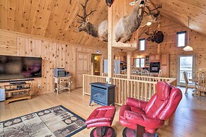 Family-friendly Troy Getaway With Furnished Deck!