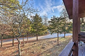 Cozy Holiday Island Home: Hot Tub + Chiminea!