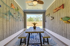 Charming Ocean Isle Beach Home ~ 1 Mi to Beach!