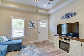 Charming Ocean Isle Beach Home ~ 1 Mi to Beach!