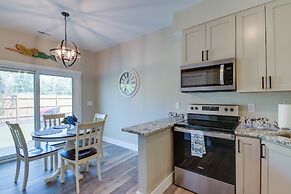 Charming Ocean Isle Beach Home ~ 1 Mi to Beach!