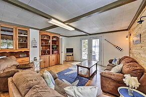 Cozy Maine Lakefront Cabin Rental