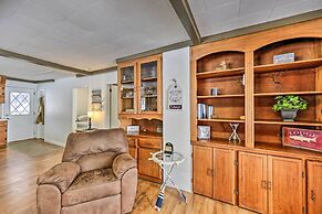 Cozy Maine Lakefront Cabin Rental