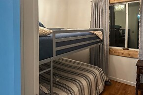 Cozy Maine Lakefront Cabin Rental