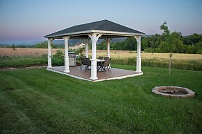 Quiet Elizabethville Home w/ Fire Pit + Views