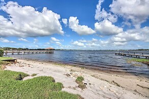 Pool & Fenced Yard: Sebring Retreat