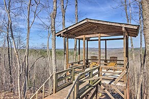 Blue Ridge Retreat w/ Mountain Views & Deck