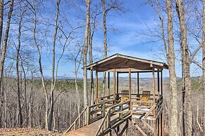 Blue Ridge Retreat w/ Mountain Views & Deck