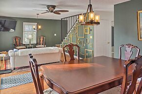 Blue Ridge Retreat w/ Mountain Views & Deck