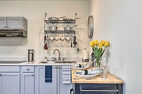 19 Mi to Seattle: Port Orchard Studio w/ Views