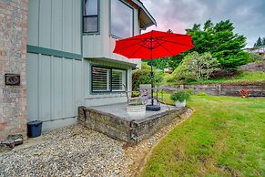 19 Mi to Seattle: Port Orchard Studio w/ Views