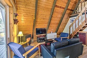 A-frame Cabin w/ Deck & Grill in Pinetop!