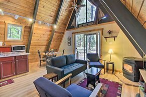 A-frame Cabin w/ Deck & Grill in Pinetop!