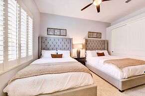 Pool, BBQ & Bar: Family Home in Queen Creek