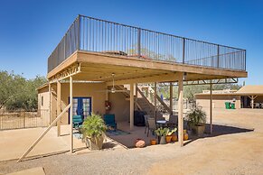 Oro Valley Retreat w/ Pool, Spa & Rooftop Views!