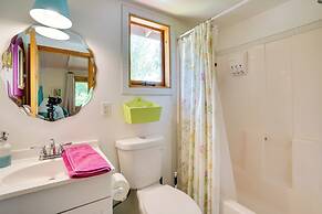 Pet-friendly Patagonia Apt ~ 12 Mi to Wineries!