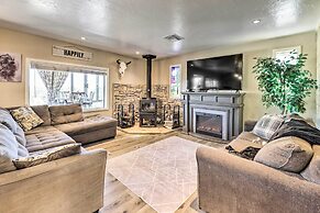 Hot Tub & Fire Pit: Pet-friendly Home in Payson