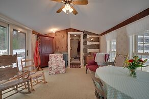 Cabin Vacation Rental ~ 8 Mi to Penn State!
