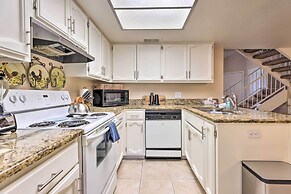 Gilbert Townhome w/ Easy Access to Phoenix!