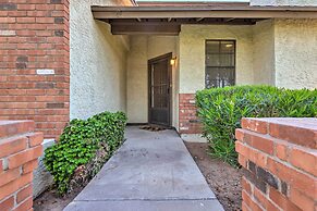 Gilbert Townhome w/ Easy Access to Phoenix!