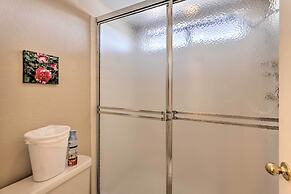 Gilbert Townhome w/ Easy Access to Phoenix!