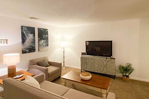 Brigantine Condo w/ Gas Grill - Walk to Beach!