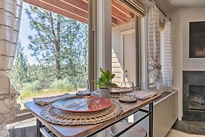 Resort Condo Retreat ~ 6 Mi to Downtown Bend!
