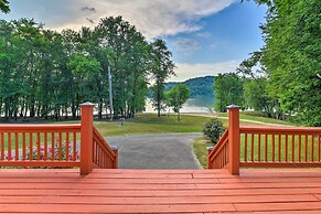 'ryman Riviera' Home w/ Fireplace: Steps to River