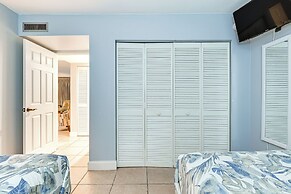 Beachy Marco Island Condo With Resort Amenities!