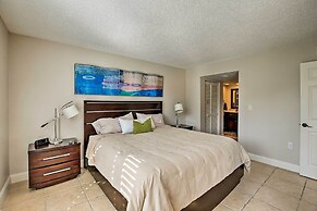 Beachy Marco Island Condo With Resort Amenities!