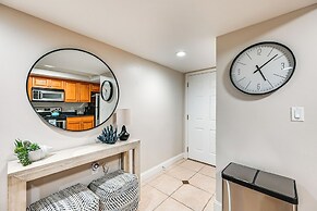 Beachy Marco Island Condo With Resort Amenities!