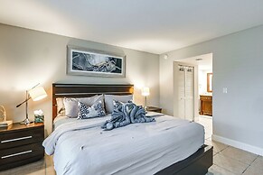 Beachy Marco Island Condo With Resort Amenities!