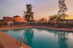 Tranquil Eloy Apartment w/ Oasis Courtyard!