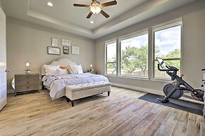 Upscale Austin Area Escape: Families Welcome!