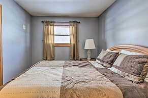 Cozy White Pine Home - 10 Mi to Porcupine Mtn