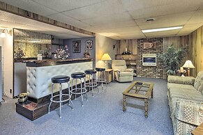 Cozy White Pine Home - 10 Mi to Porcupine Mtn