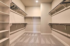 Elegant Lake Conroe Townhome w/ Boat Slip!