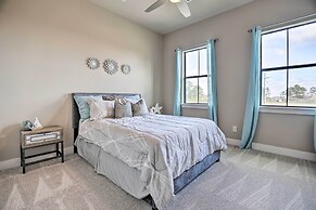 Elegant Lake Conroe Townhome w/ Boat Slip!