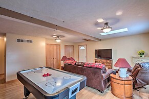 Walk to Pool & Lake: Albrightsville Vacation Home!
