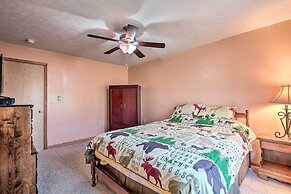 Walk to Pool & Lake: Albrightsville Vacation Home!