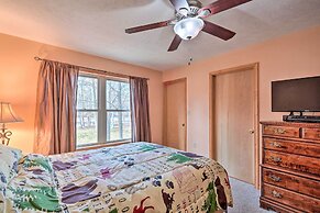 Walk to Pool & Lake: Albrightsville Vacation Home!