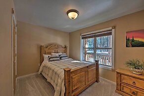 Spacious Pinetop Country Club Cabin w/ Deck!