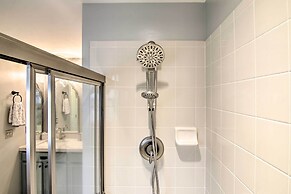 5 Mi to Bethany Beach: Chic Home w/ Grill!