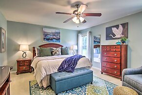 5 Mi to Bethany Beach: Chic Home w/ Grill!