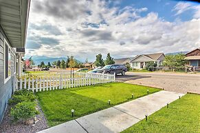 Quiet Home by Dtwn Livingston: Hike, Fish & Ski!
