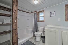 Prudenville Retreat w/ Yard ~ 1 Mi to Lake!