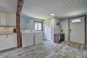 Prudenville Retreat w/ Yard ~ 1 Mi to Lake!