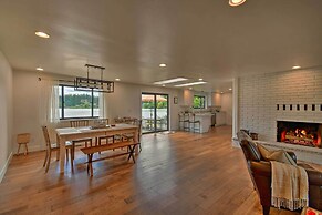Stylish Olympia Home w/ Private Boat Dock!