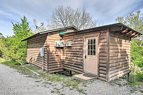 'cedar Falls Cabin 5': 1/2 Mile to Turner Falls